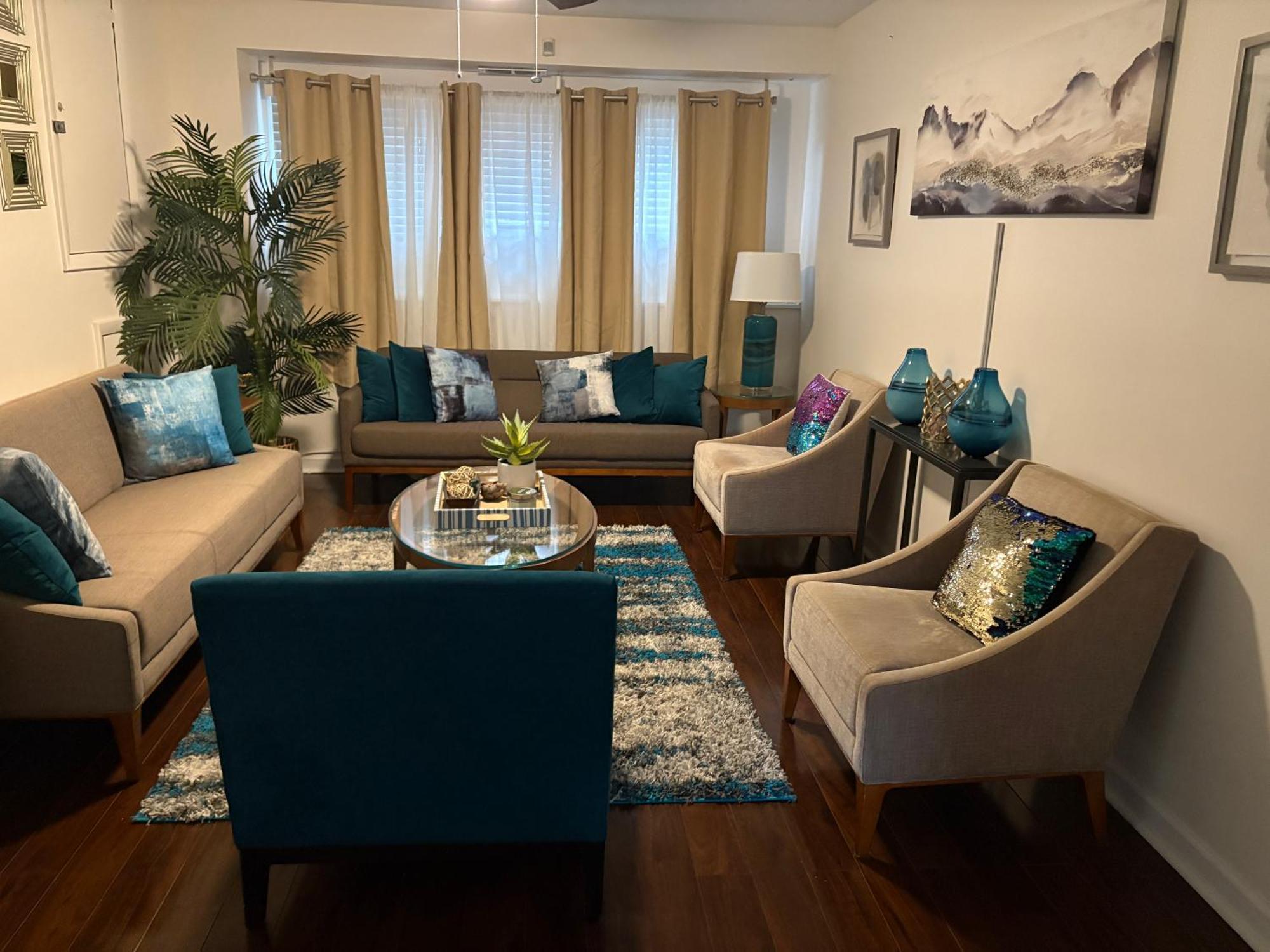 אטלנטיק סיטי Stylish Cozy Quiet Family Retreat And Romantic Getaway Sleeps Up To 7 With Fast Wifi, Free Parking, Work Station, Alexa Enabled, Fenced In Backyard For Pets Grill Party Patio, Porch, Beach, Canal, Stadium,Boardwalk Restaurants, And Much More! מראה חיצוני תמונה