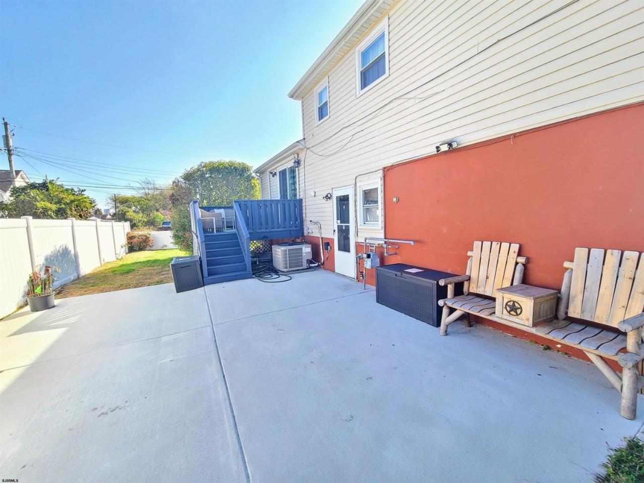 אטלנטיק סיטי Stylish Cozy Quiet Family Retreat And Romantic Getaway Sleeps Up To 7 With Fast Wifi, Free Parking, Work Station, Alexa Enabled, Fenced In Backyard For Pets Grill Party Patio, Porch, Beach, Canal, Stadium,Boardwalk Restaurants, And Much More! מראה חיצוני תמונה