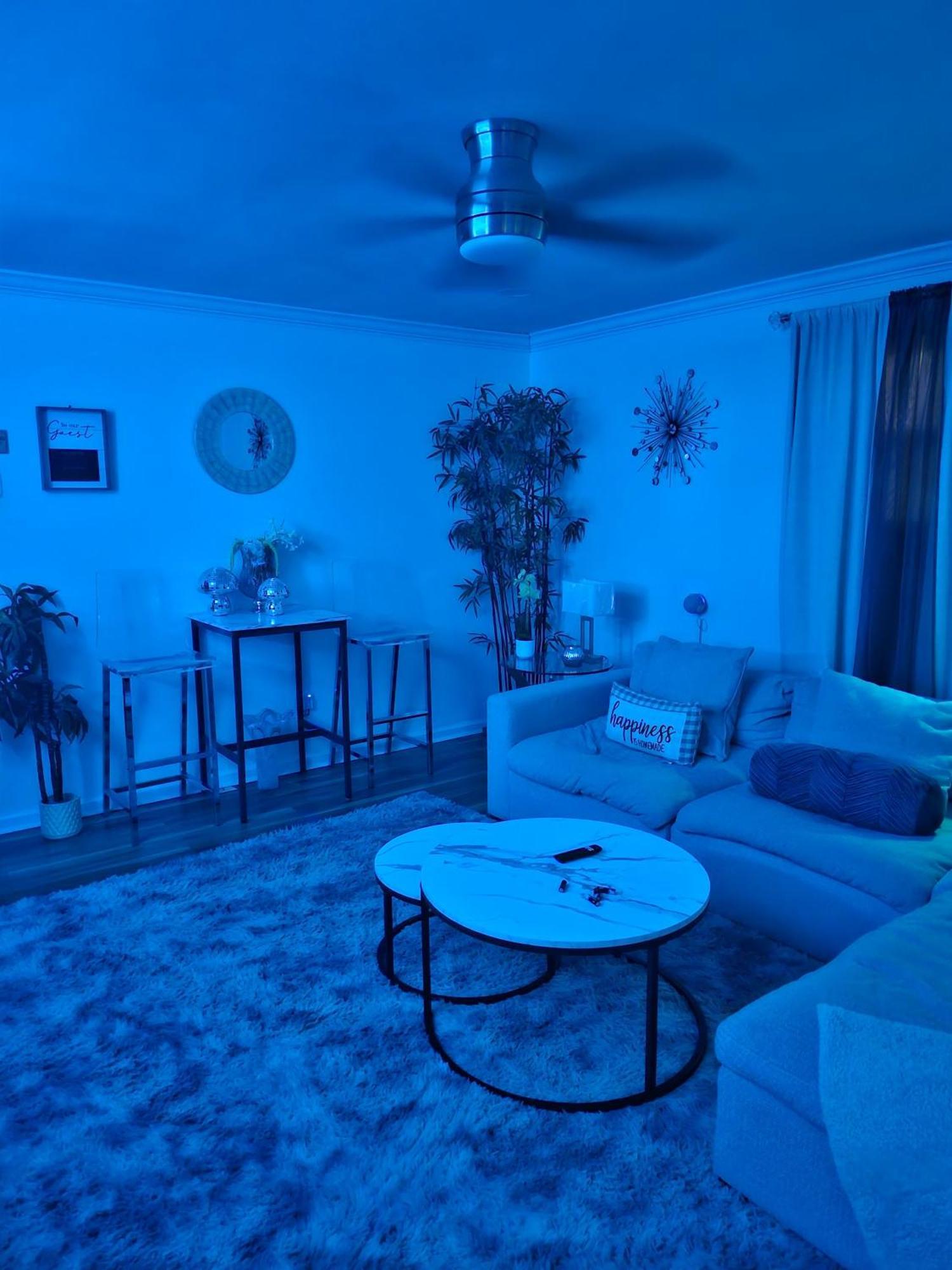 אטלנטיק סיטי Stylish Cozy Quiet Family Retreat And Romantic Getaway Sleeps Up To 7 With Fast Wifi, Free Parking, Work Station, Alexa Enabled, Fenced In Backyard For Pets Grill Party Patio, Porch, Beach, Canal, Stadium,Boardwalk Restaurants, And Much More! מראה חיצוני תמונה